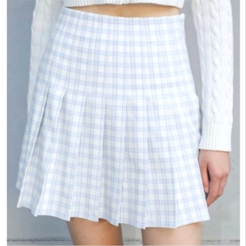 Pleated skirt